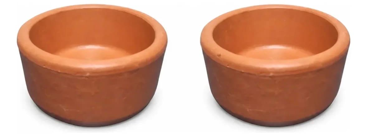Bebedouro/Comedouro de barro